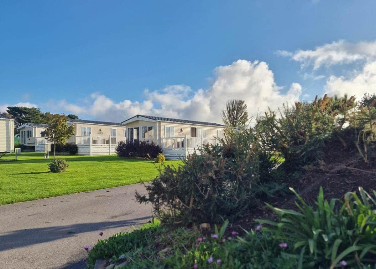 Hendra Park Hotel Newquay  Exterior photo